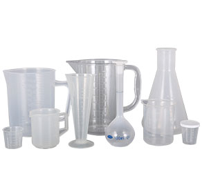 欧美使劲抽插入塑料量杯量筒采用全新塑胶原料制作，适用于实验、厨房、烘焙、酒店、学校等不同行业的测量需要，塑料材质不易破损，经济实惠。